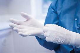 Medicom Gloves (Large)